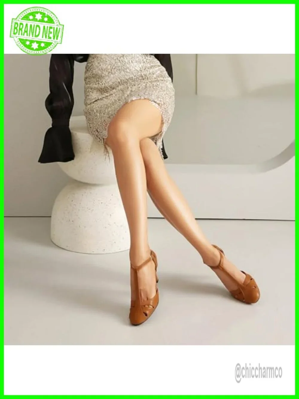 Vintage Mary Jane T Strap Closed Toe Block Heel Pumps
